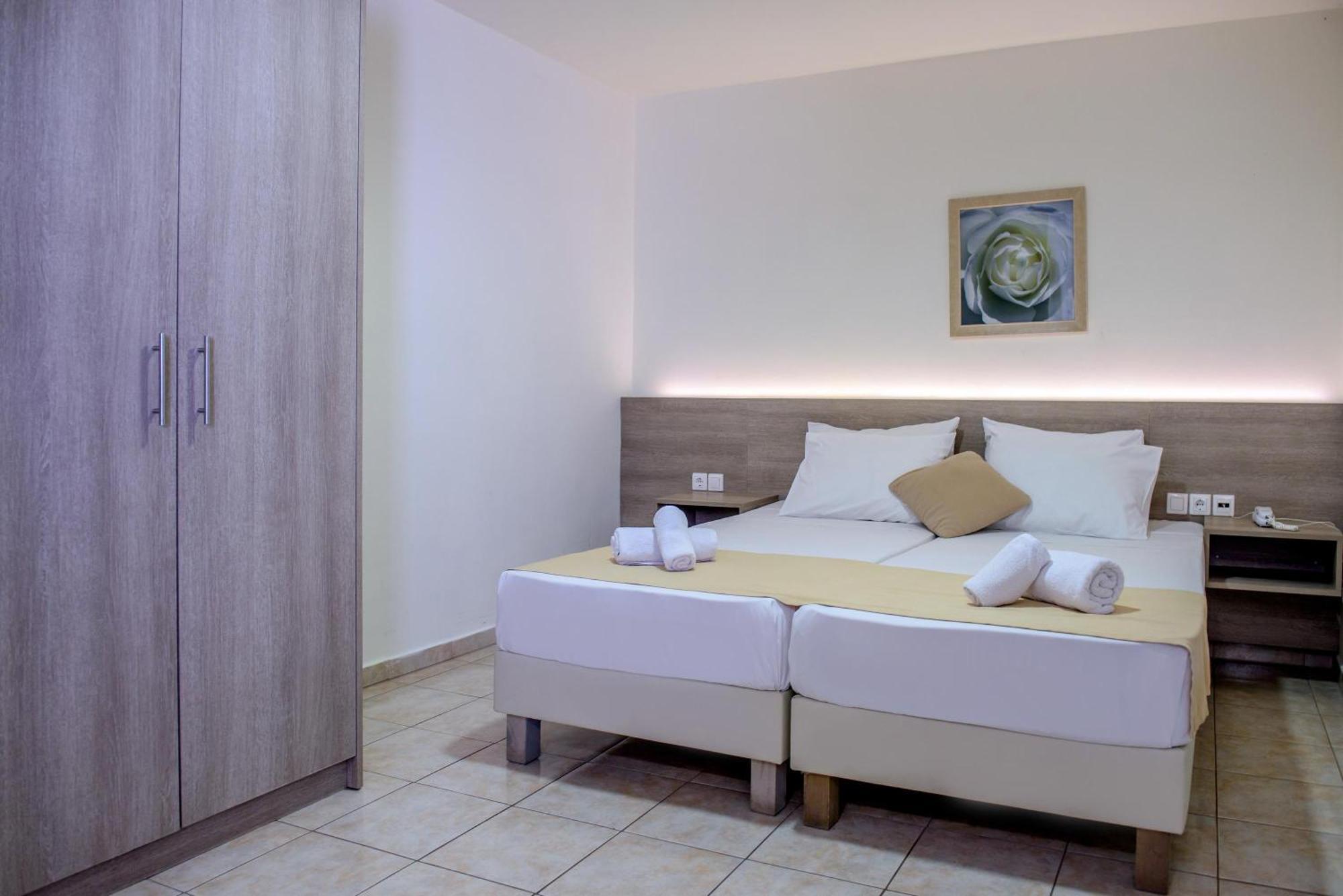 Porto Greco Village 4*