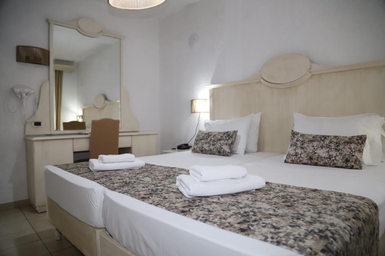 Porto Greco Village 4*